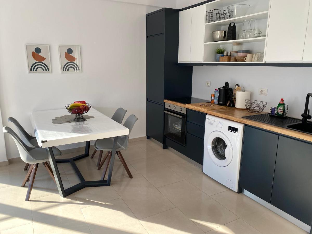 Apartment Artemis Himare Buitenkant foto