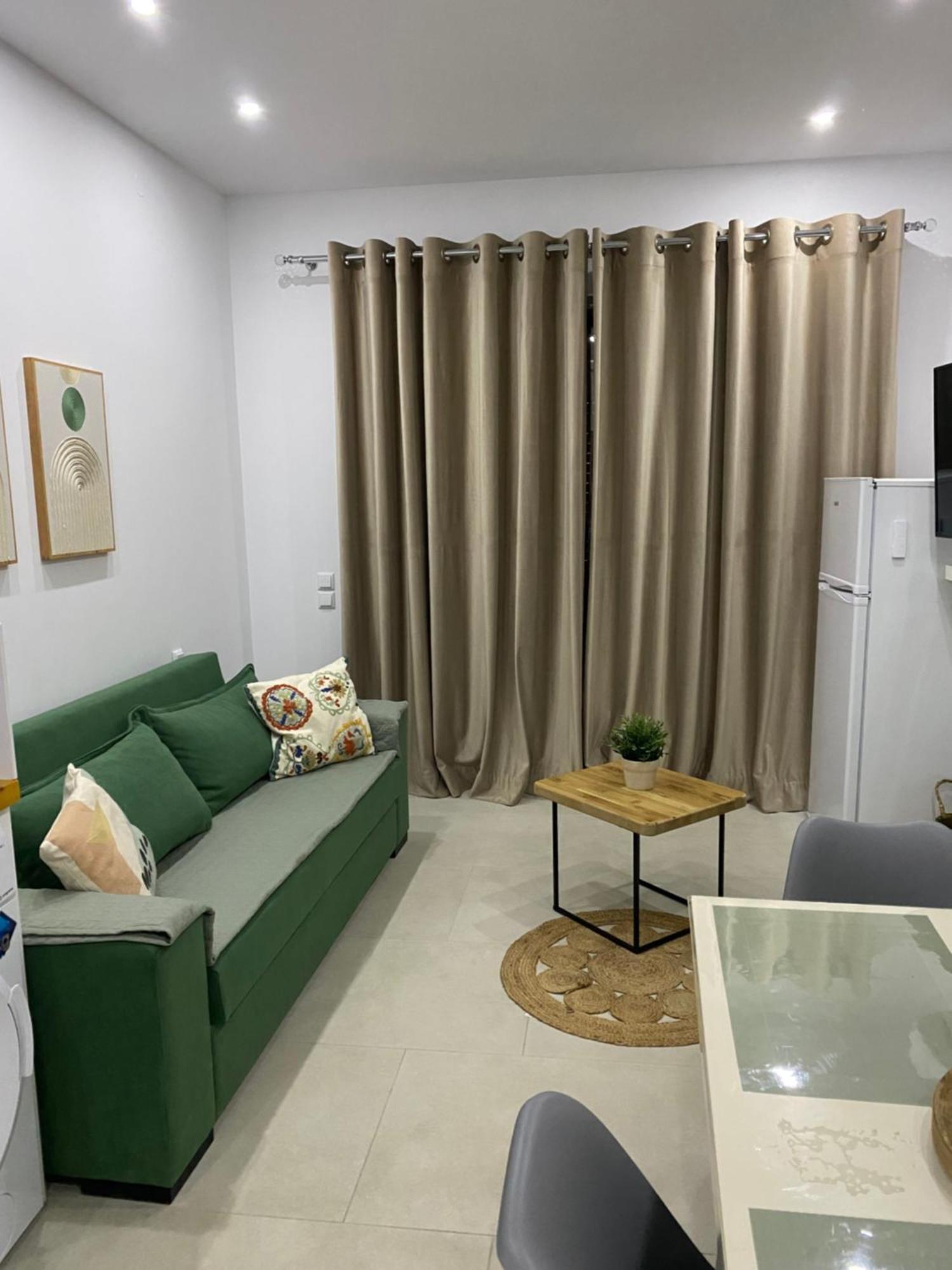 Apartment Artemis Himare Buitenkant foto