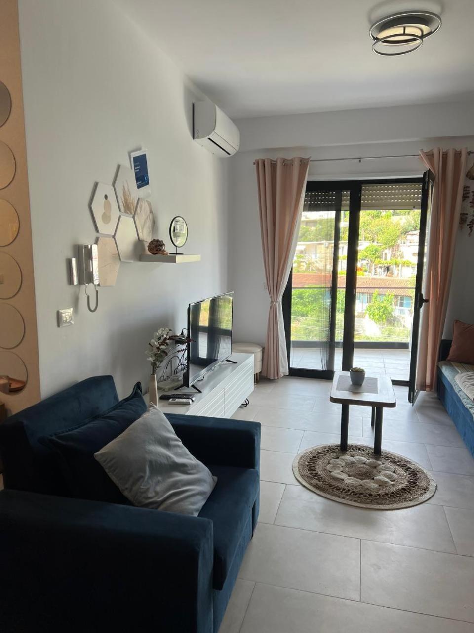Apartment Artemis Himare Buitenkant foto