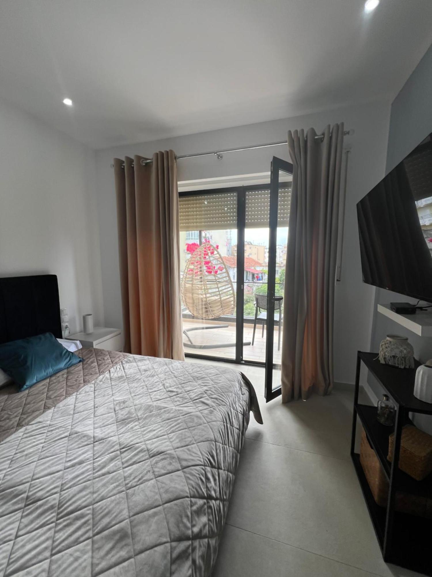 Apartment Artemis Himare Buitenkant foto